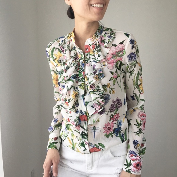 Tops - Secret Garden ruffle blouse top